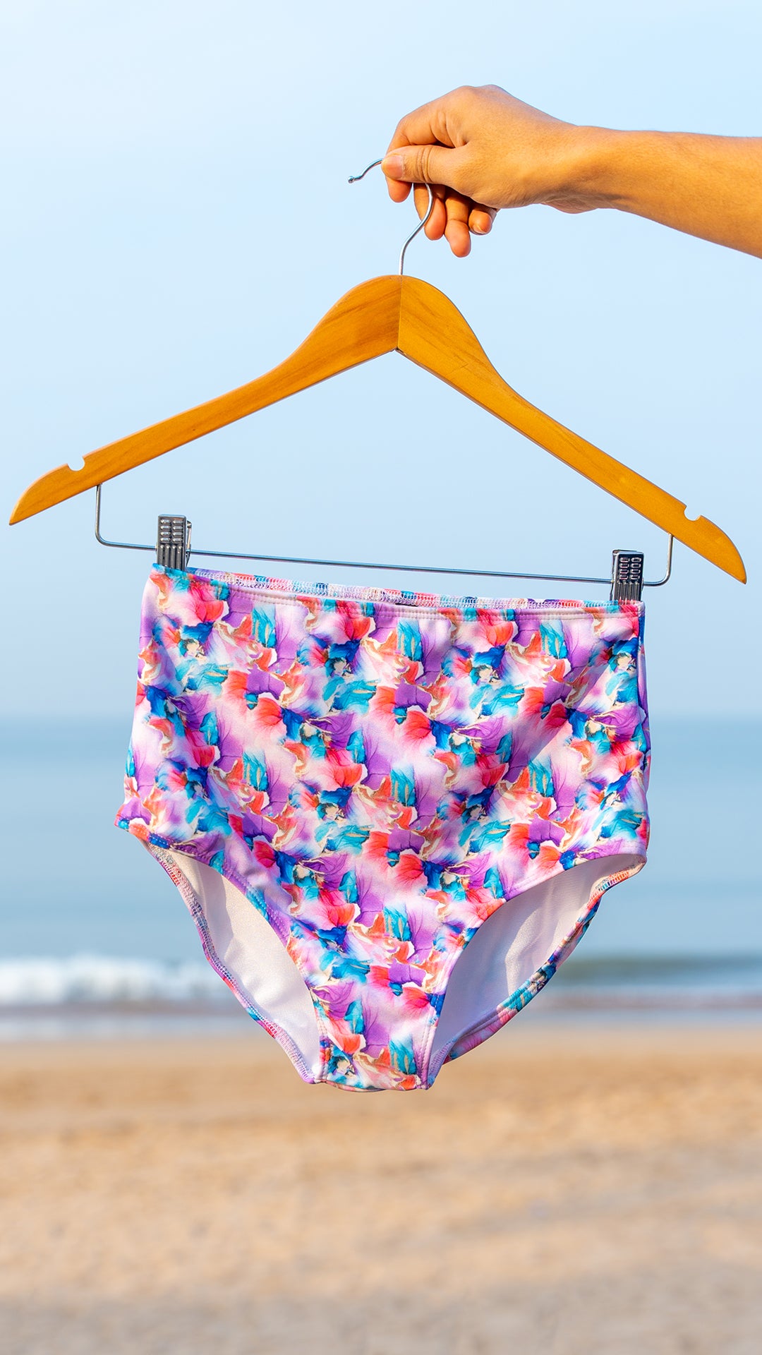 Logut Floral printed Padded Bikini Top & Floral Printed full coverage  Bikini bottom - Logut Swimwear